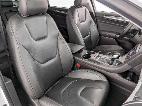 Ford Mondeo V с пробегом 2018 года, цена 1 830 000 рублей, 116815 км, седан, Автокод Объявления