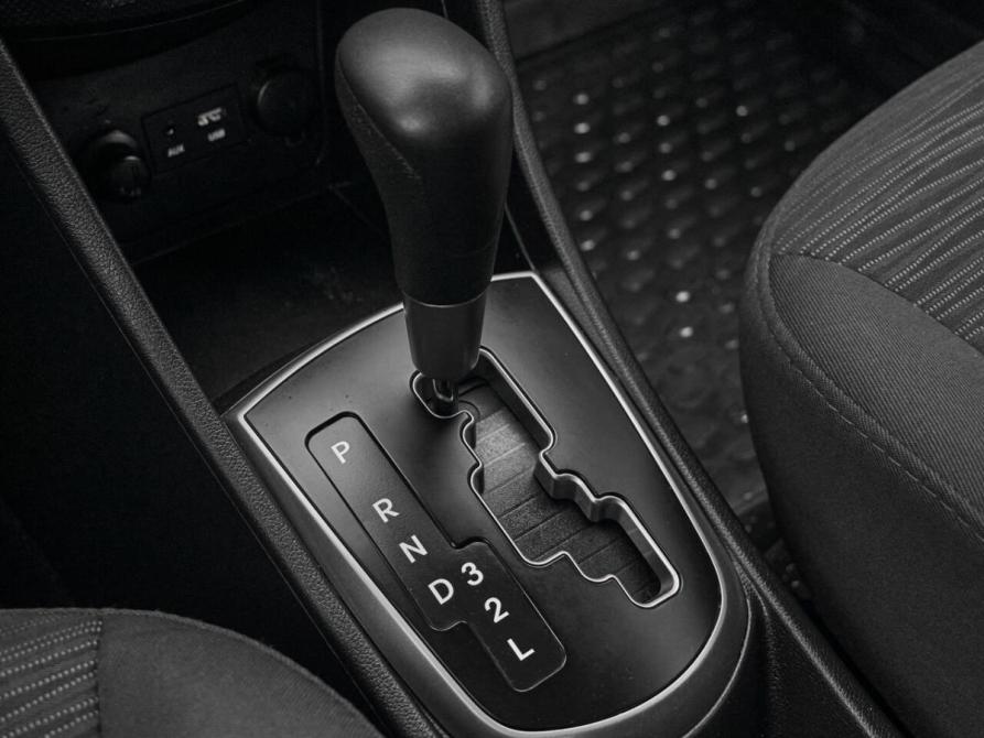 Hyundai Solaris I Рестайлинг Екатеринбург  - изображение 19