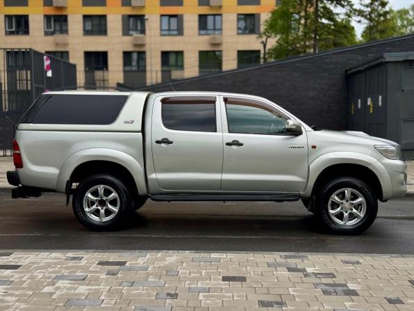Toyota Hilux VII Рестайлинг с пробегом 2012 года, цена 1 970 000 рублей, 254000 км, пикап, Автокод Объявления