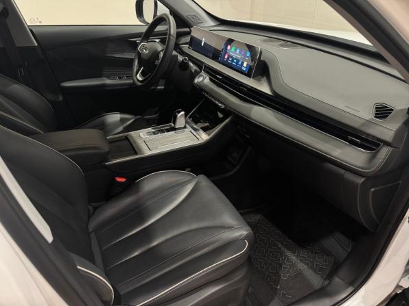 Chery Tiggo 4 I Рестайлинг 2 с пробегом 2024 года, цена 1 799 000 рублей, 12307 км, внедорожник, Автокод Объявления