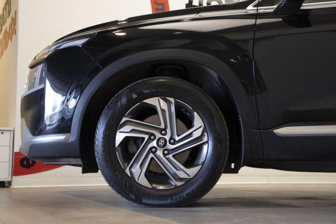 Hyundai Santa Fe IV Рестайлинг с пробегом 2022 года, цена 3 995 000 рублей, 67556 км, внедорожник, Автокод Объявления