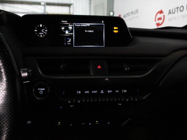 Lexus UX I с пробегом 2019 года, цена 3 049 000 рублей, 130086 км, внедорожник, Автокод Объявления
