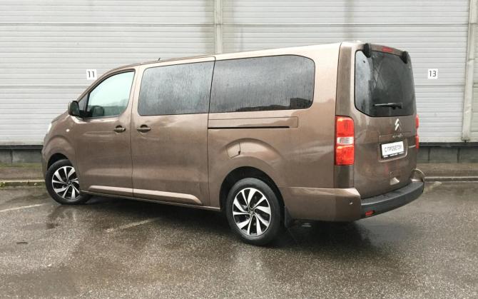 Citroen SpaceTourer I с пробегом 2018 года, цена 1 999 000 рублей, 255294 км, минивэн, Автокод Объявления