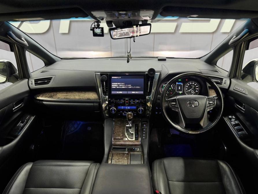 Toyota Alphard III Рестайлинг Благовещенск  - изображение 24