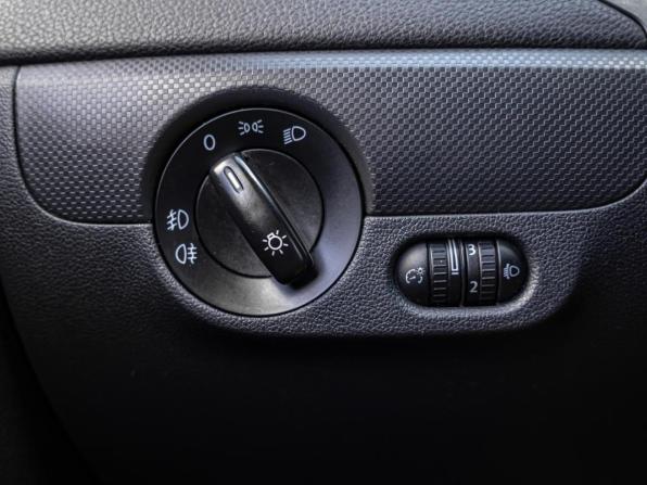 Volkswagen Jetta VI с пробегом 2015 года, цена 960 000 рублей, 268880 км, седан, Автокод Объявления