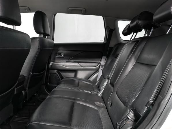 Mitsubishi Outlander III Рестайлинг 2 с пробегом 2017 года, цена 1 515 000 рублей, 237000 км, внедорожник, Автокод Объявления