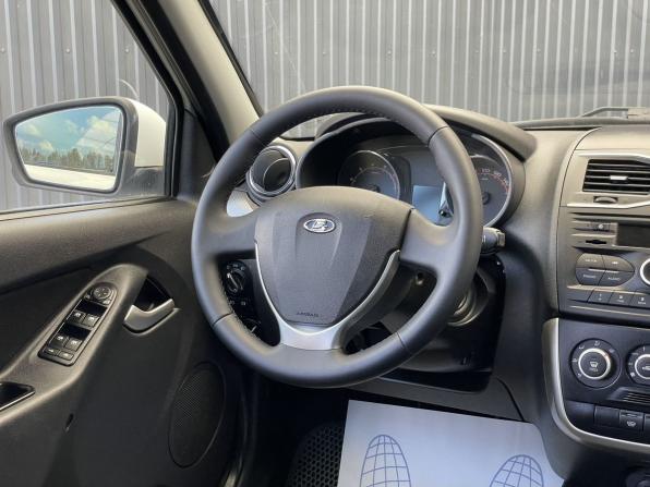 Lada (ВАЗ) Granta I Рестайлинг с пробегом 2018 года, цена 647 000 рублей, 58448 км, седан, Автокод Объявления