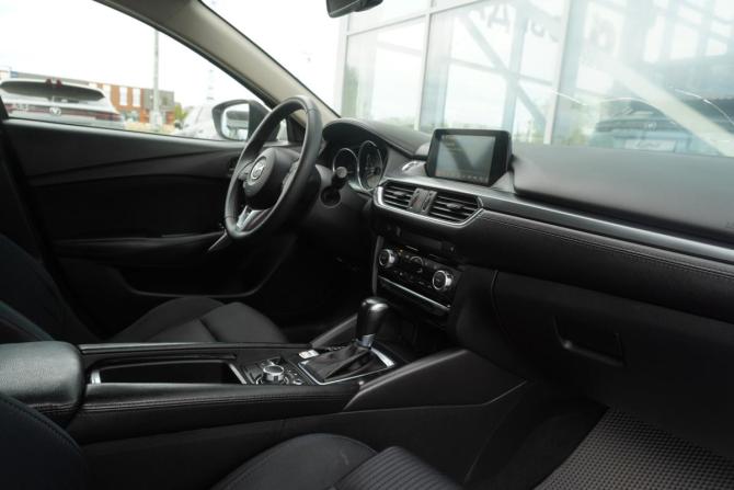 Mazda 6 III (GJ) Рестайлинг с пробегом 2016 года, цена 1 720 000 рублей, 185043 км, седан, Автокод Объявления