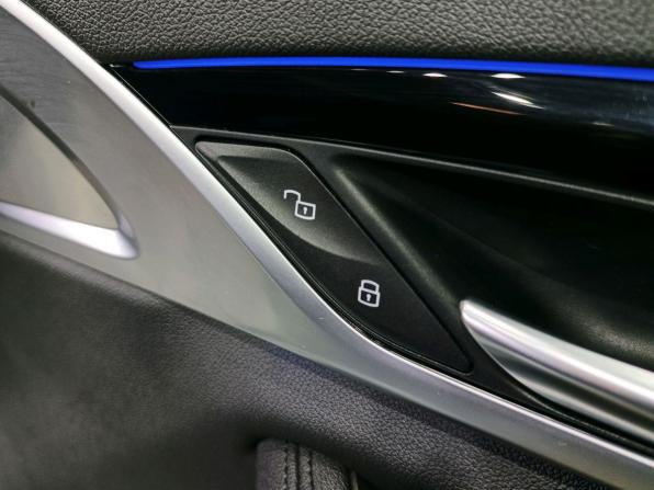 BMW 5 серии VII (G30/G31/G38) с пробегом 2017 года, цена 2 600 000 рублей, 160990 км, седан, Автокод Объявления