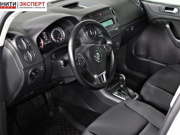 Volkswagen Golf Plus II с пробегом 2013 года, цена 1 097 000 рублей, 58145 км, хэтчбек, Автокод Объявления