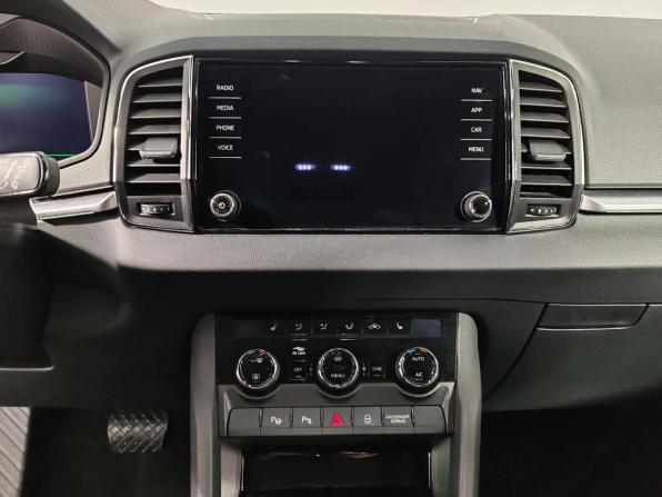 Skoda Karoq I с пробегом 2021 года, цена 2 569 000 рублей, 46147 км, внедорожник, Автокод Объявления