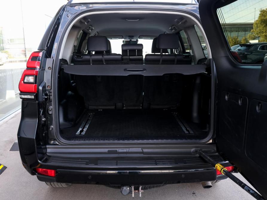Toyota Land Cruiser Prado 150 Series Рестайлинг 2 Москва  - изображение 9