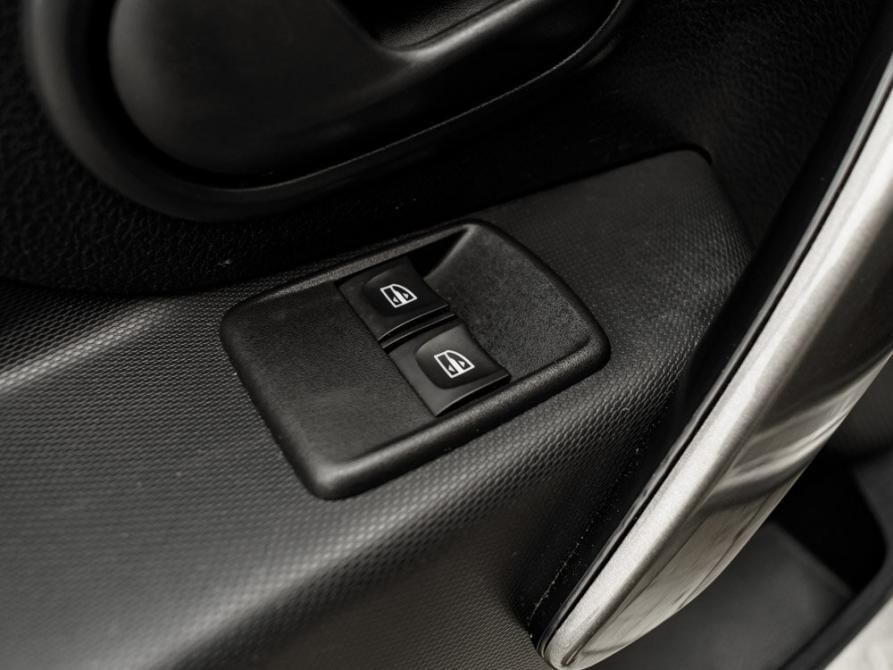 Renault Sandero II Рестайлинг Екатеринбург  - изображение 17