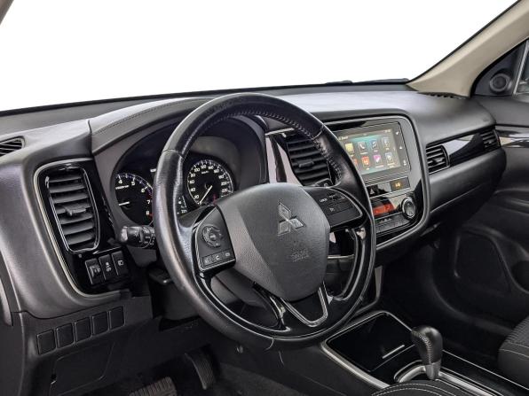 Mitsubishi Outlander III Рестайлинг 3 с пробегом 2019 года, цена 2 390 000 рублей, 53425 км, внедорожник, Автокод Объявления