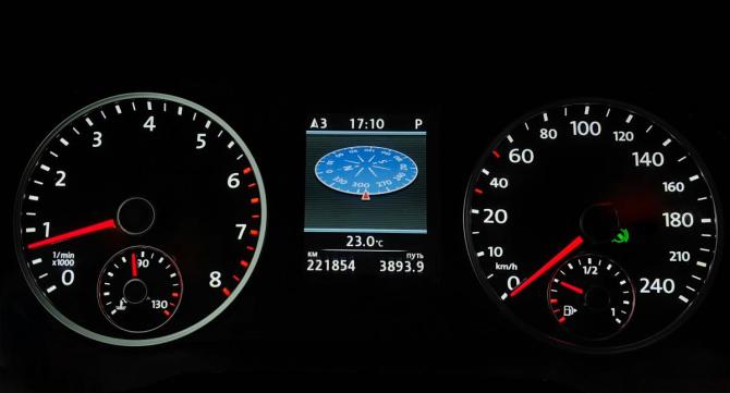 Volkswagen Tiguan I Рестайлинг с пробегом 2013 года, цена 989 000 рублей, 221852 км, внедорожник, Автокод Объявления