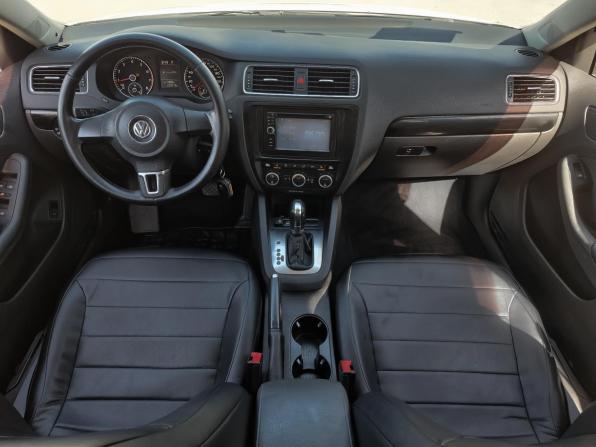 Volkswagen Jetta VI с пробегом 2013 года, цена 849 000 рублей, 233218 км, седан, Автокод Объявления
