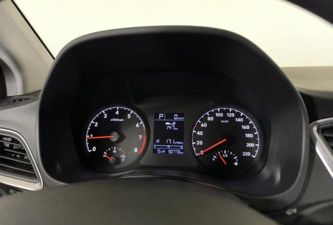 Hyundai Solaris I Рестайлинг с пробегом 2017 года, цена 1 335 000 рублей, 90773 км, седан, Автокод Объявления