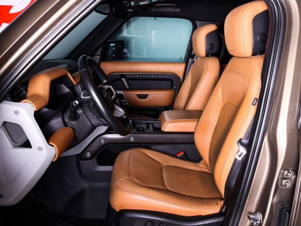Land Rover Defender II с пробегом 2022 года, цена 6 689 000 рублей, 112800 км, внедорожник, Автокод Объявления