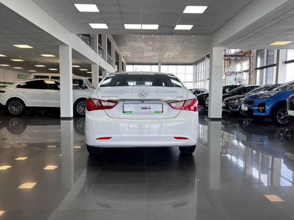 Hyundai Sonata VI (YF) с пробегом 2011 года, цена 1 120 000 рублей, 179814 км, седан, Автокод Объявления