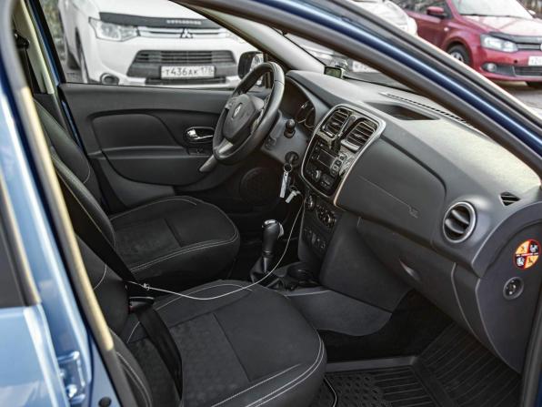 Renault Sandero II с пробегом 2016 года, цена 740 000 рублей, 180659 км, хэтчбек, Автокод Объявления