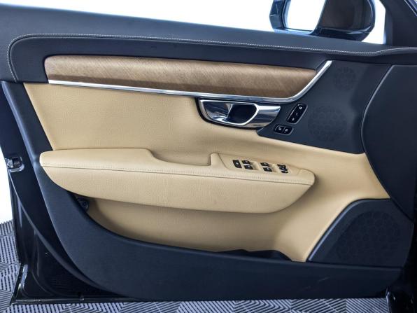 Volvo S90 II с пробегом 2020 года, цена 2 950 000 рублей, 118381 км, седан, Автокод Объявления