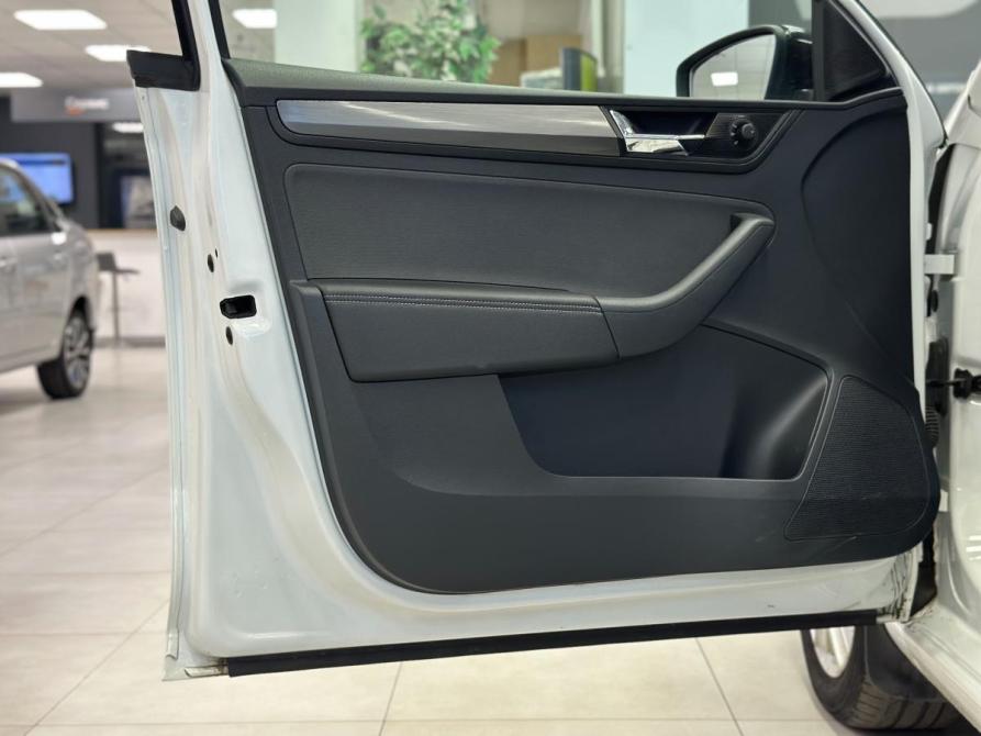 Skoda Rapid I Рестайлинг Москва  - изображение 14