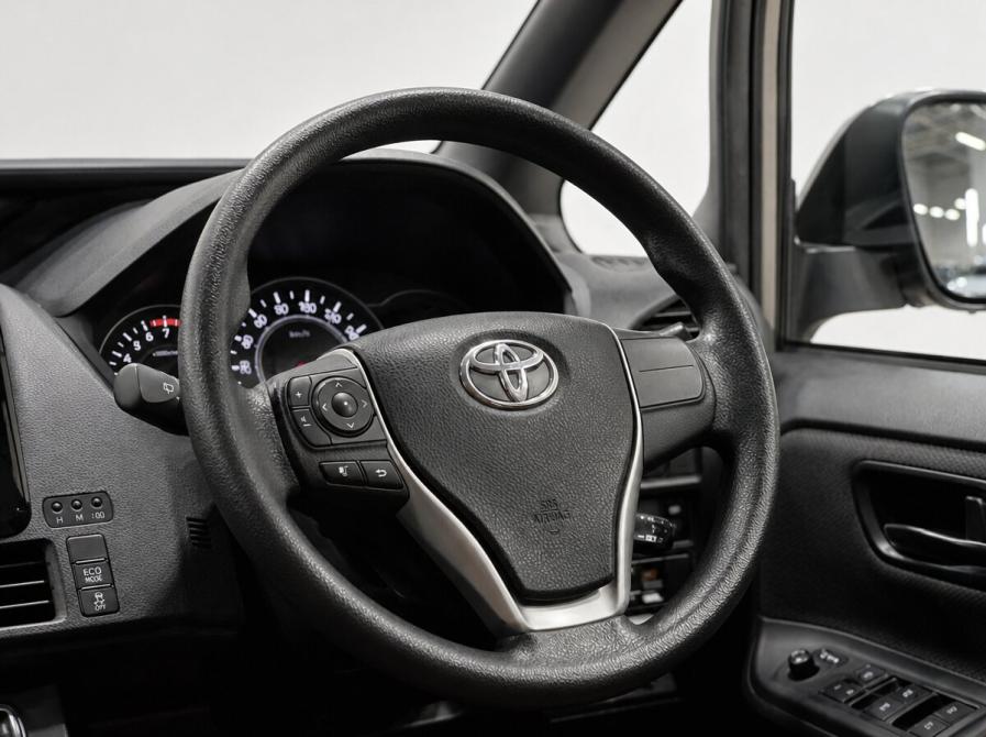 Toyota Noah III (R80) Рестайлинг Кемерово  - изображение 16
