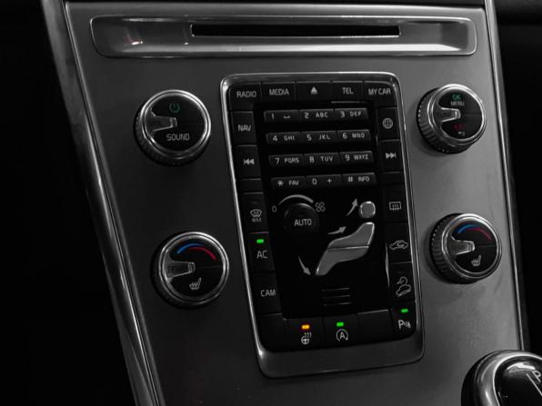 Volvo XC60 I Рестайлинг с пробегом 2017 года, цена 2 598 000 рублей, 150000 км, внедорожник, Автокод Объявления