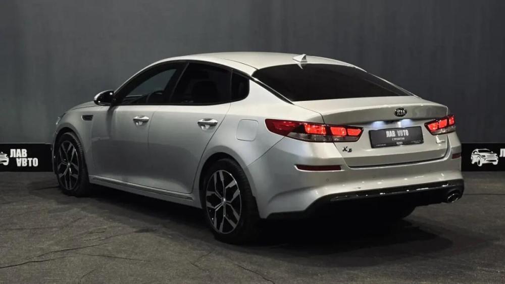 Kia K5 II Смоленск  - изображение 8