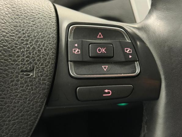 Volkswagen Passat B7 с пробегом 2011 года, цена 790 000 рублей, 178592 км, седан, Автокод Объявления