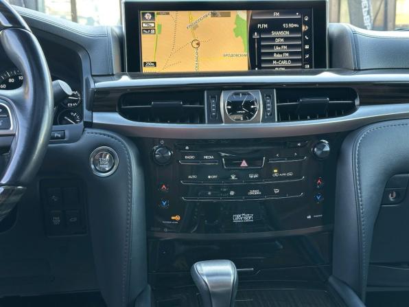 Lexus LX III Рестайлинг 2 с пробегом 2021 года, цена 10 850 000 рублей, 87230 км, внедорожник, Автокод Объявления