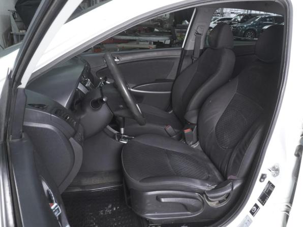 Hyundai Solaris I с пробегом 2012 года, цена 520 000 рублей, 205514 км, хэтчбек, Автокод Объявления