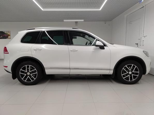 Volkswagen Touareg II Рестайлинг с пробегом 2014 года, цена 1 699 000 рублей, 308430 км, внедорожник, Автокод Объявления