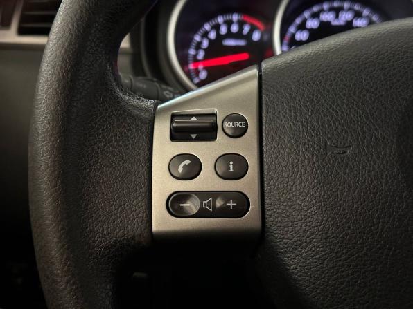 Nissan Tiida I Рестайлинг с пробегом 2010 года, цена 797 000 рублей, 150335 км, хэтчбек, Автокод Объявления