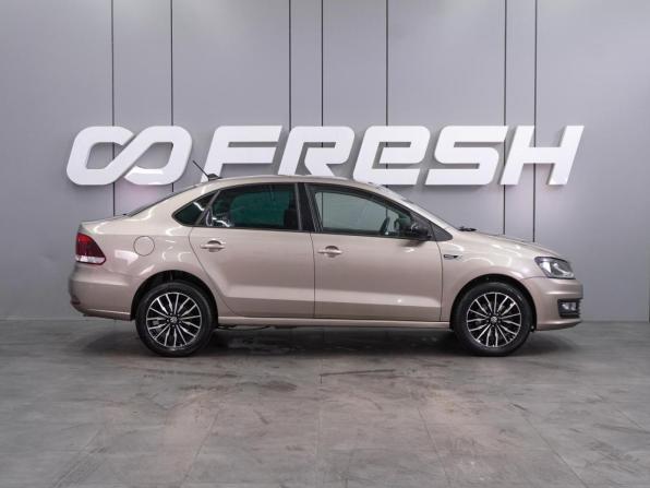 Volkswagen Polo V Рестайлинг с пробегом 2019 года, цена 1 279 000 рублей, 127626 км, седан, Автокод Объявления