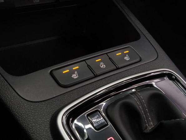 Kia Rio IV Рестайлинг с пробегом 2022 года, цена 1 845 000 рублей, 53031 км, хэтчбек, Автокод Объявления