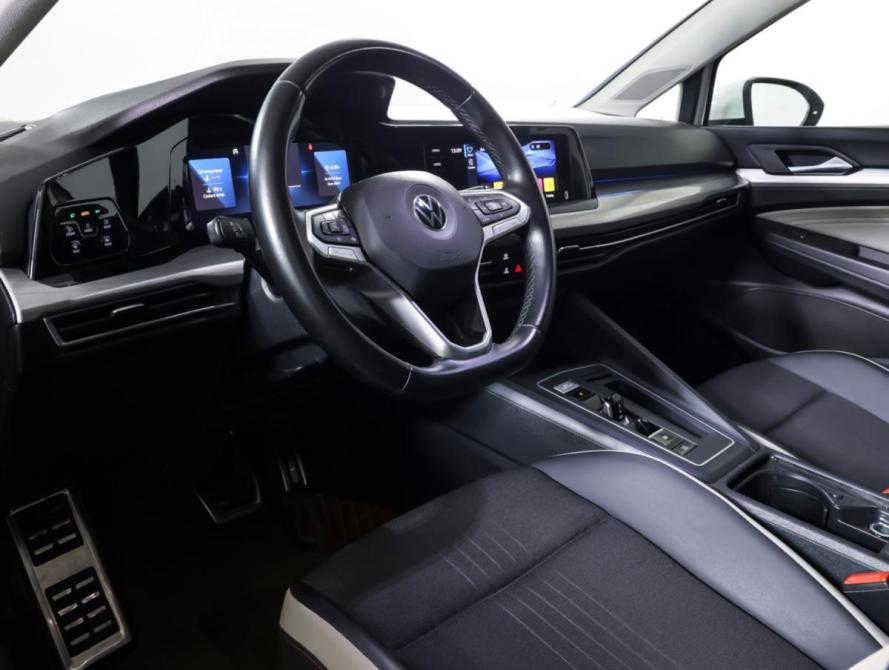 Volkswagen Golf VIII Москва  - изображение 17