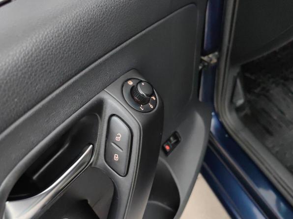 Volkswagen Polo V с пробегом 2015 года, цена 799 000 рублей, 127858 км, седан, Автокод Объявления