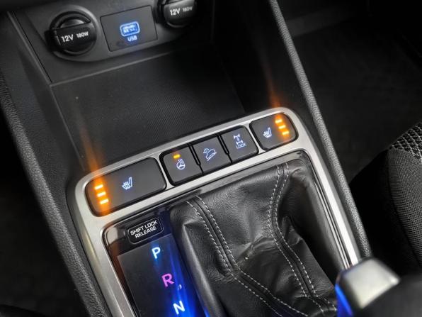 Hyundai Creta I Рестайлинг с пробегом 2021 года, цена 2 222 000 рублей, 60702 км, внедорожник, Автокод Объявления