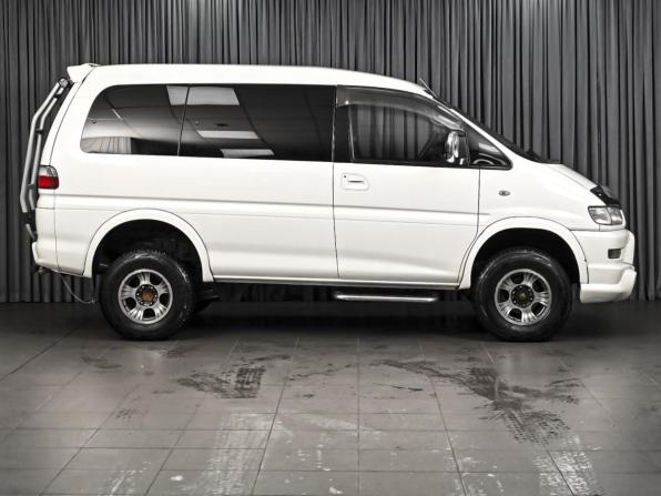 Mitsubishi Delica IV с пробегом 2006 года, цена 2 230 000 рублей, 223144 км, минивэн, Автокод Объявления