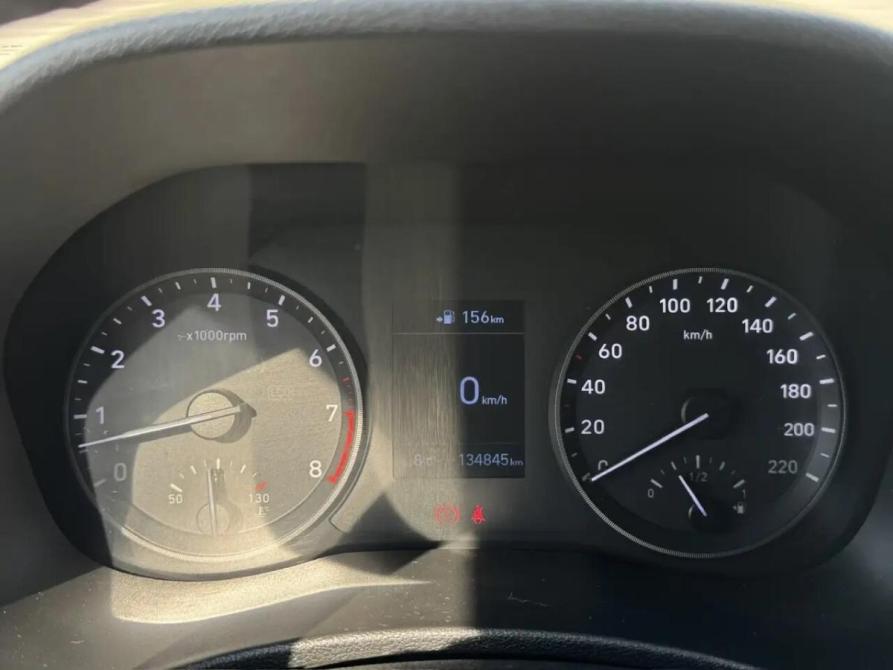 Hyundai Solaris II Липецк  - изображение 11