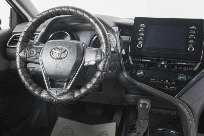 Toyota Camry VIII (XV70) Рестайлинг с пробегом 2021 года, цена 2 899 000 рублей, 43000 км, седан, Автокод Объявления