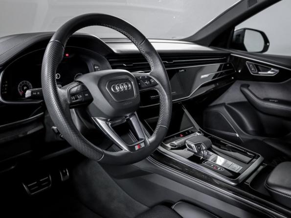Audi Q8 I (4M) Рестайлинг с пробегом 2024 года, цена 12 990 000 рублей, 29519 км, внедорожник, Автокод Объявления