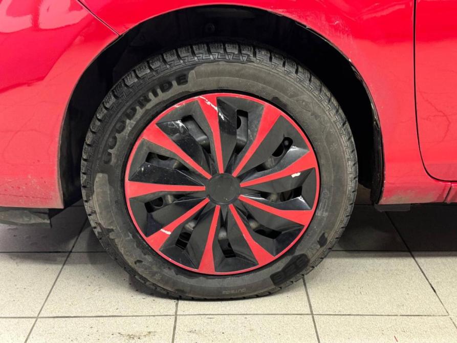 Toyota Aqua I Благовещенск  - изображение 8