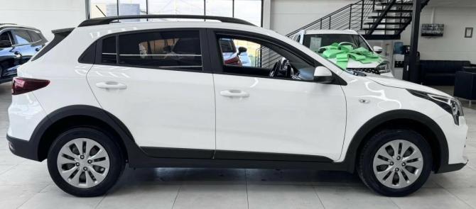 Kia Rio IV Рестайлинг с пробегом 2021 года, цена 1 749 000 рублей, 87100 км, хэтчбек, Автокод Объявления