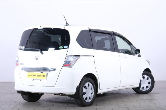 Honda Freed I Рестайлинг с пробегом 2012 года, цена 1 179 000 рублей, 162000 км, компактвэн, Автокод Объявления