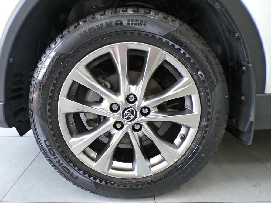 Toyota RAV4 IV (XA40) Рестайлинг Красноярск  - изображение 6