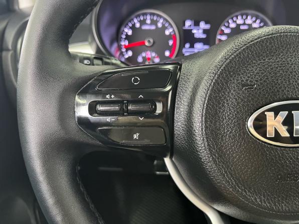 Kia Rio IV с пробегом 2017 года, цена 999 000 рублей, 138151 км, седан, Автокод Объявления