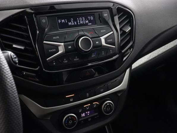Lada (ВАЗ) Vesta I с пробегом 2019 года, цена 1 217 000 рублей, 83702 км, универсал, Автокод Объявления