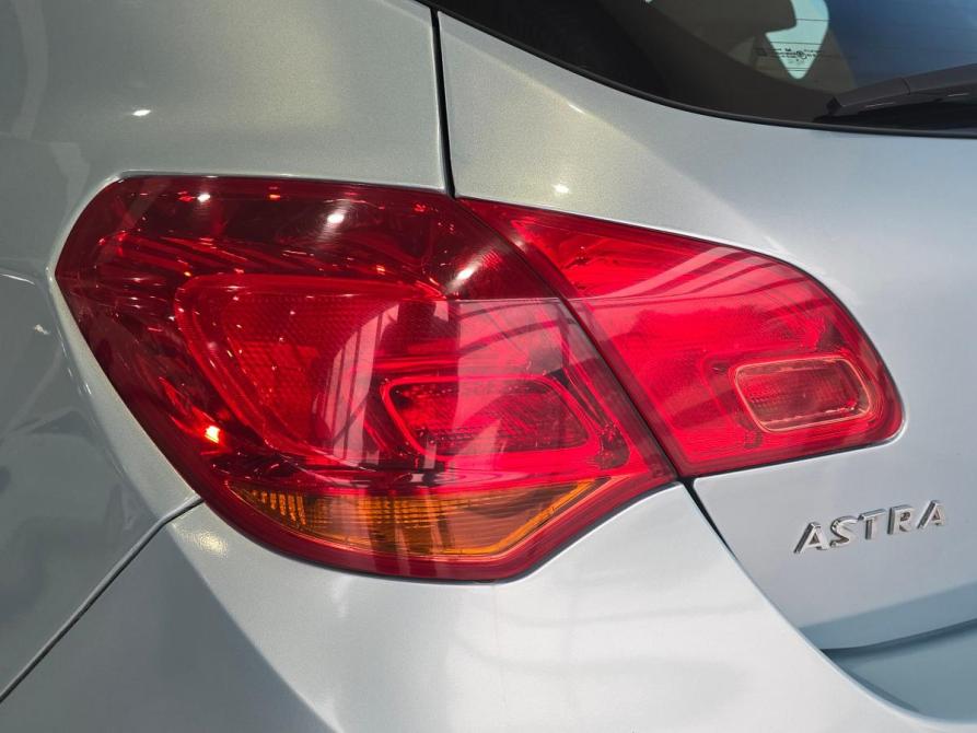 Opel Astra J Таганрог  - изображение 10